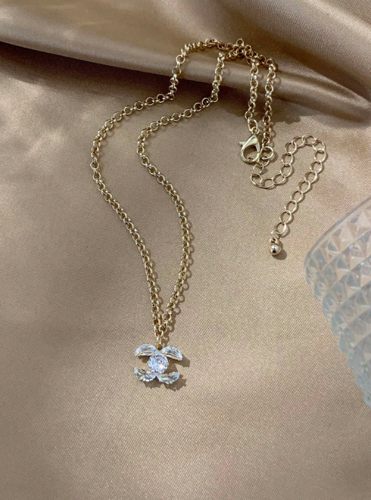 Natural Diamond Pendant Necklace for Women – Solid Gold Luxury Fine Jewelry