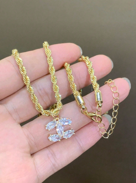 Natural Diamond Pendant Necklace for Women – Solid Gold Luxury Fine Jewelry