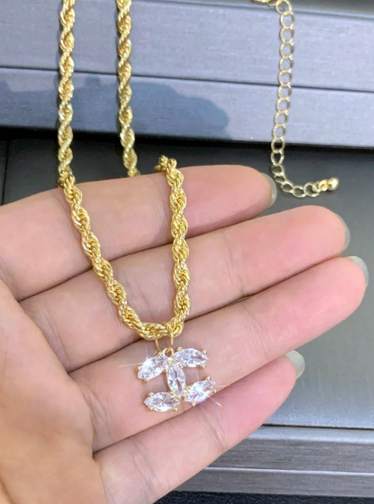 Natural Diamond Pendant Necklace for Women – Solid Gold Luxury Fine Jewelry