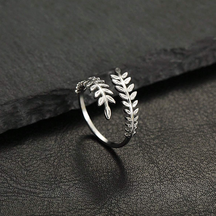 COINBUFF 4-Piece Adjustable Leaf Ring Set for Women – Solid Gold & Sterling Silver Elegant Stackable Rings