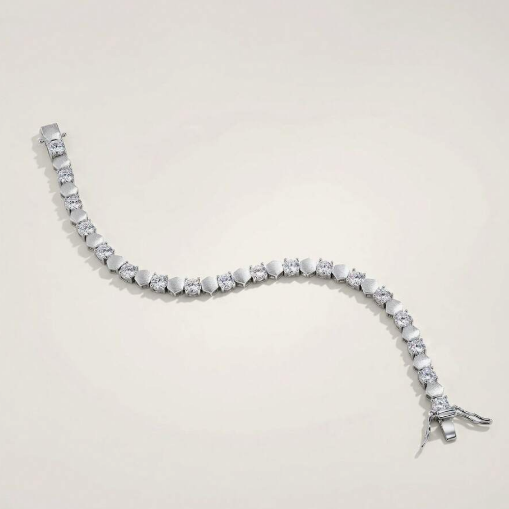 925 Sterling Silver Moissanite Tennis Bracelet – Luxury Sparkle That Rivals Diamonds