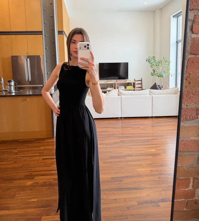 Women’s Smocked Midi Dress – Elegant Sleeveless Summer Dress