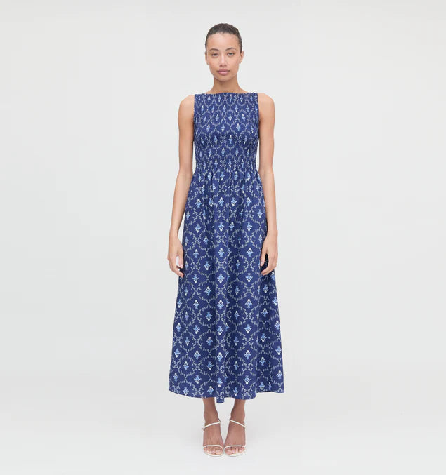Women’s Smocked Midi Dress – Elegant Sleeveless Summer Dress