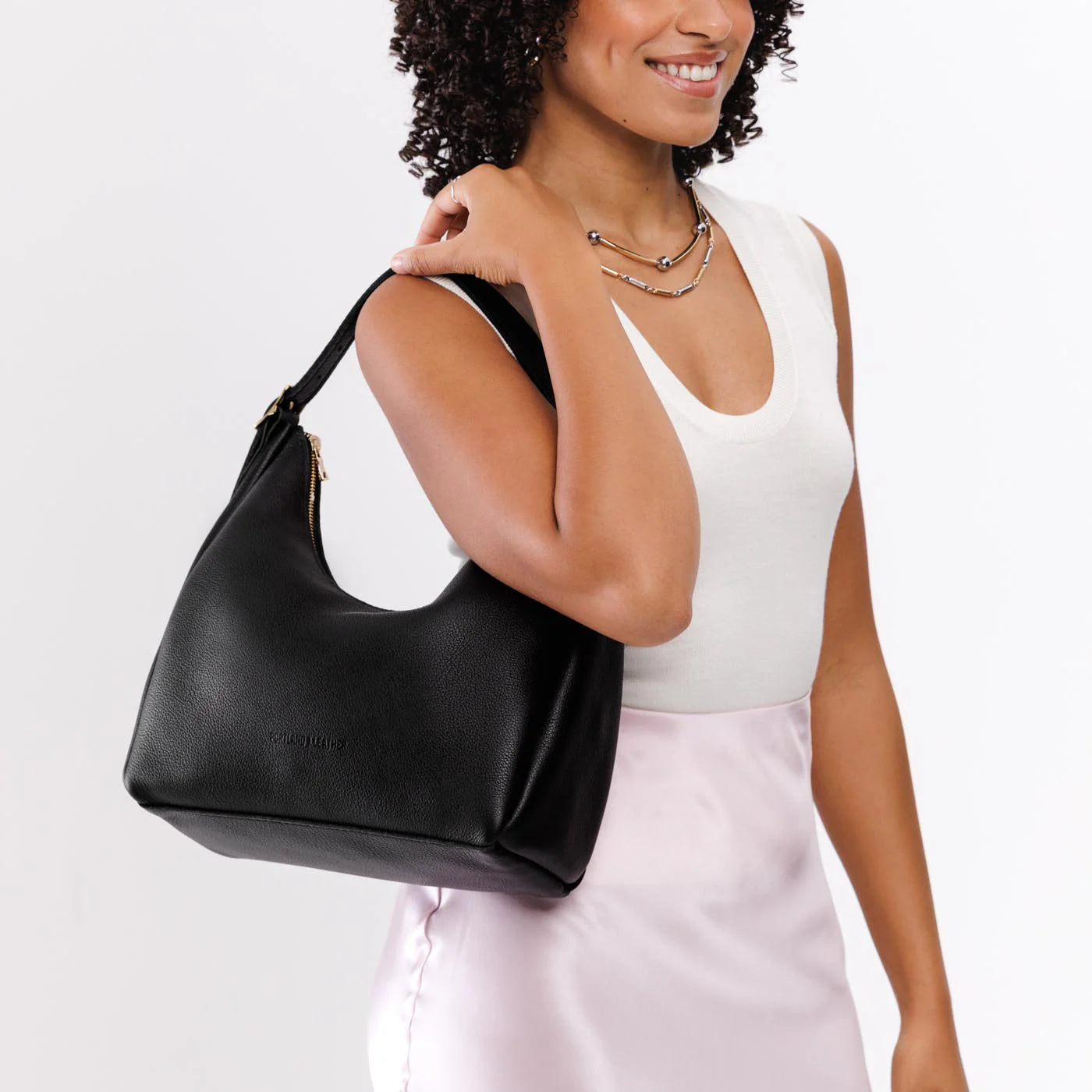 Aspen Shoulder Bag | Premium Minimalist Shoulder Bag · A Must-Have for Stylish Commuting Atmosphere