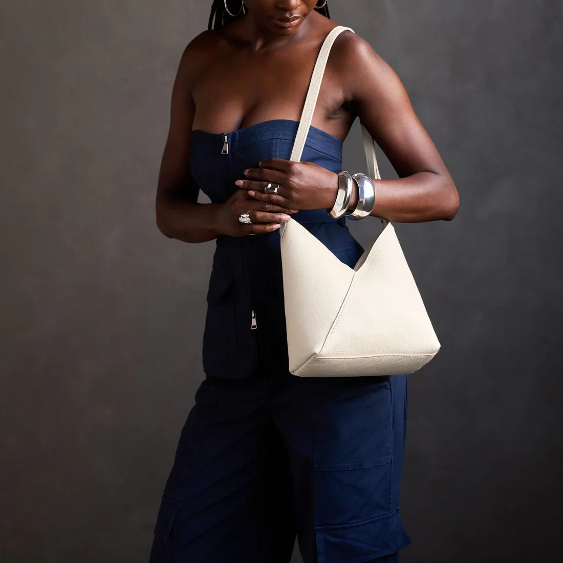 Naomi Shoulder Bag | Premium Minimalist Underarm Bag · Instantly Evokes Korean Aesthetic with a Single Carry